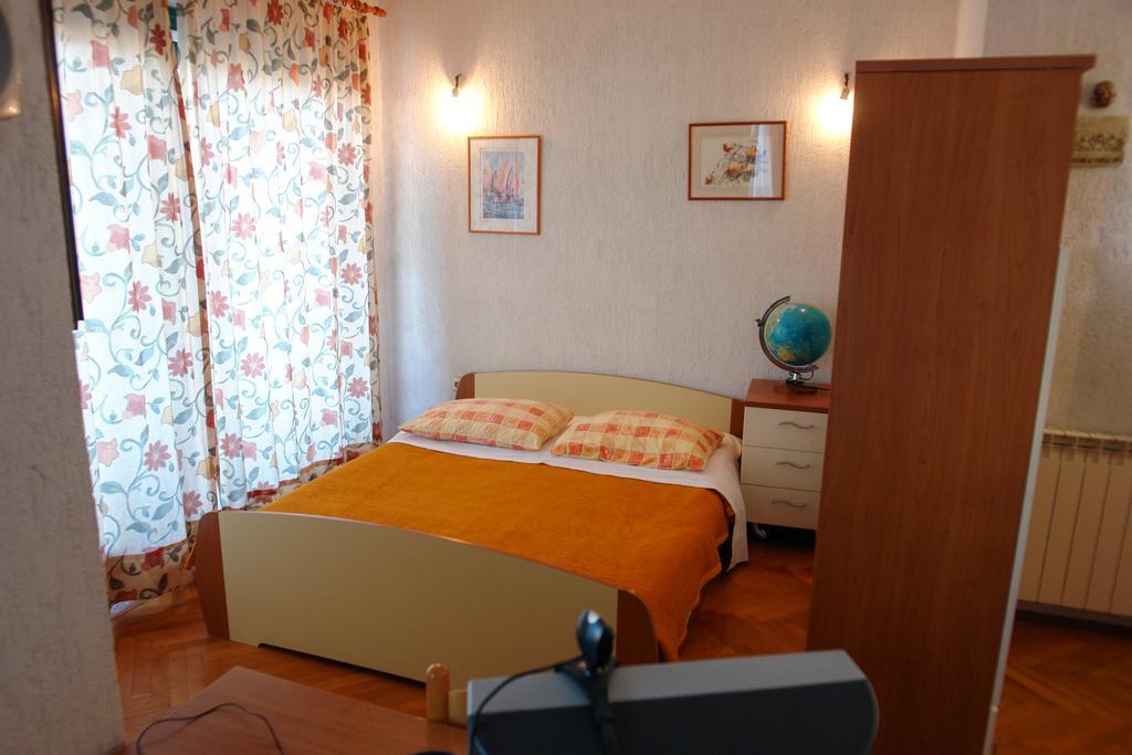 Apartments Toni Two Igrane Exterior photo