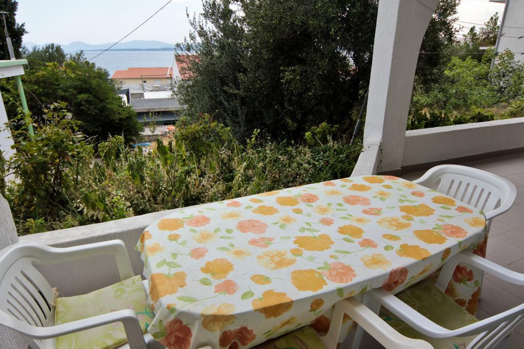 Apartments Toni Two Igrane Exterior photo