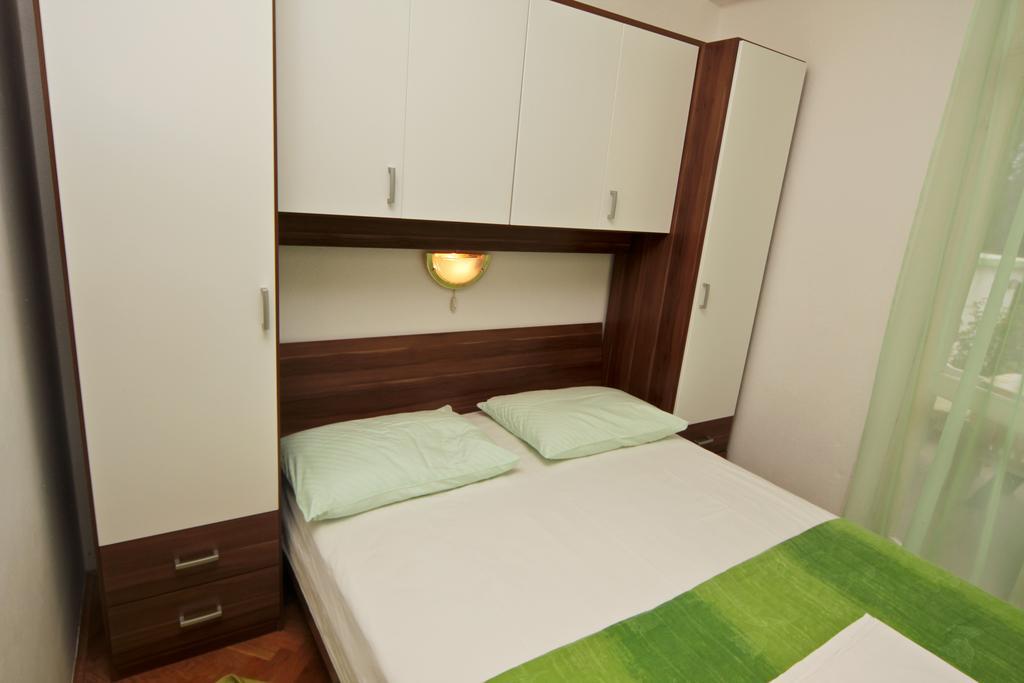 Apartments Toni Two Igrane Exterior photo