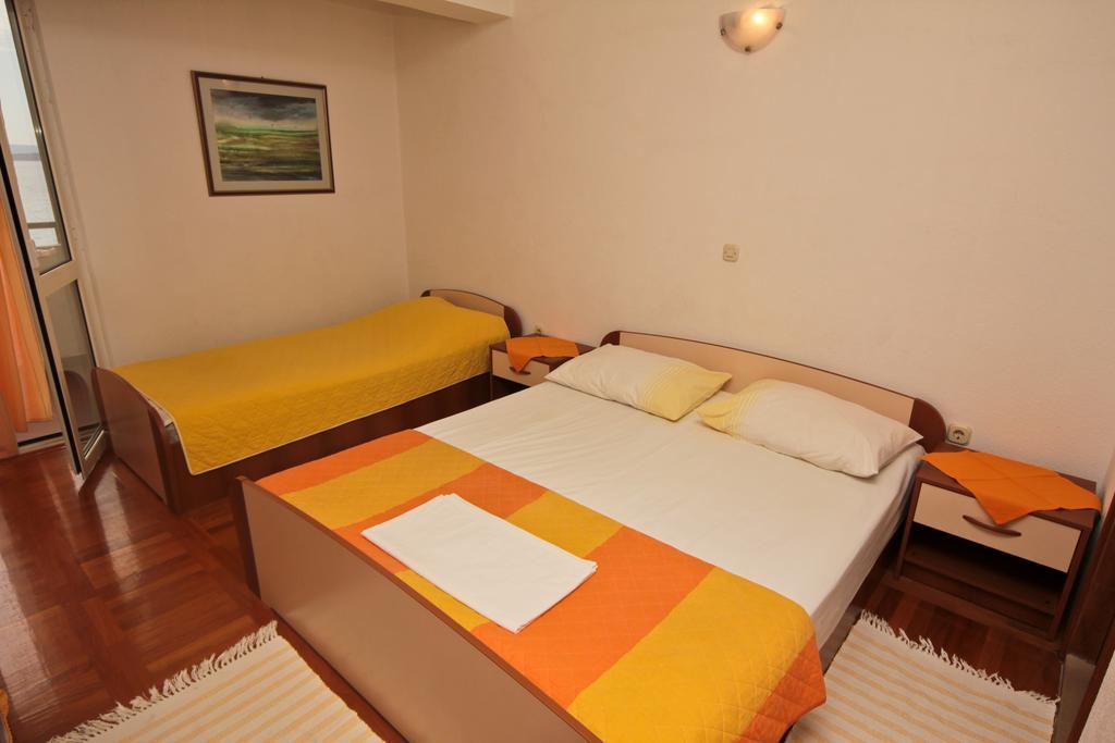 Apartments Toni Two Igrane Exterior photo