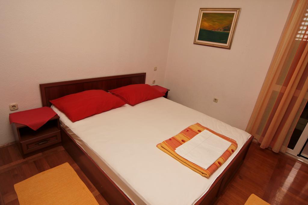 Apartments Toni Two Igrane Exterior photo
