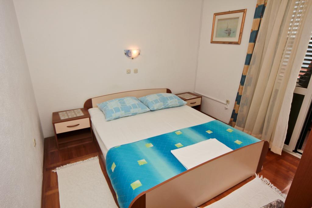 Apartments Toni Two Igrane Exterior photo
