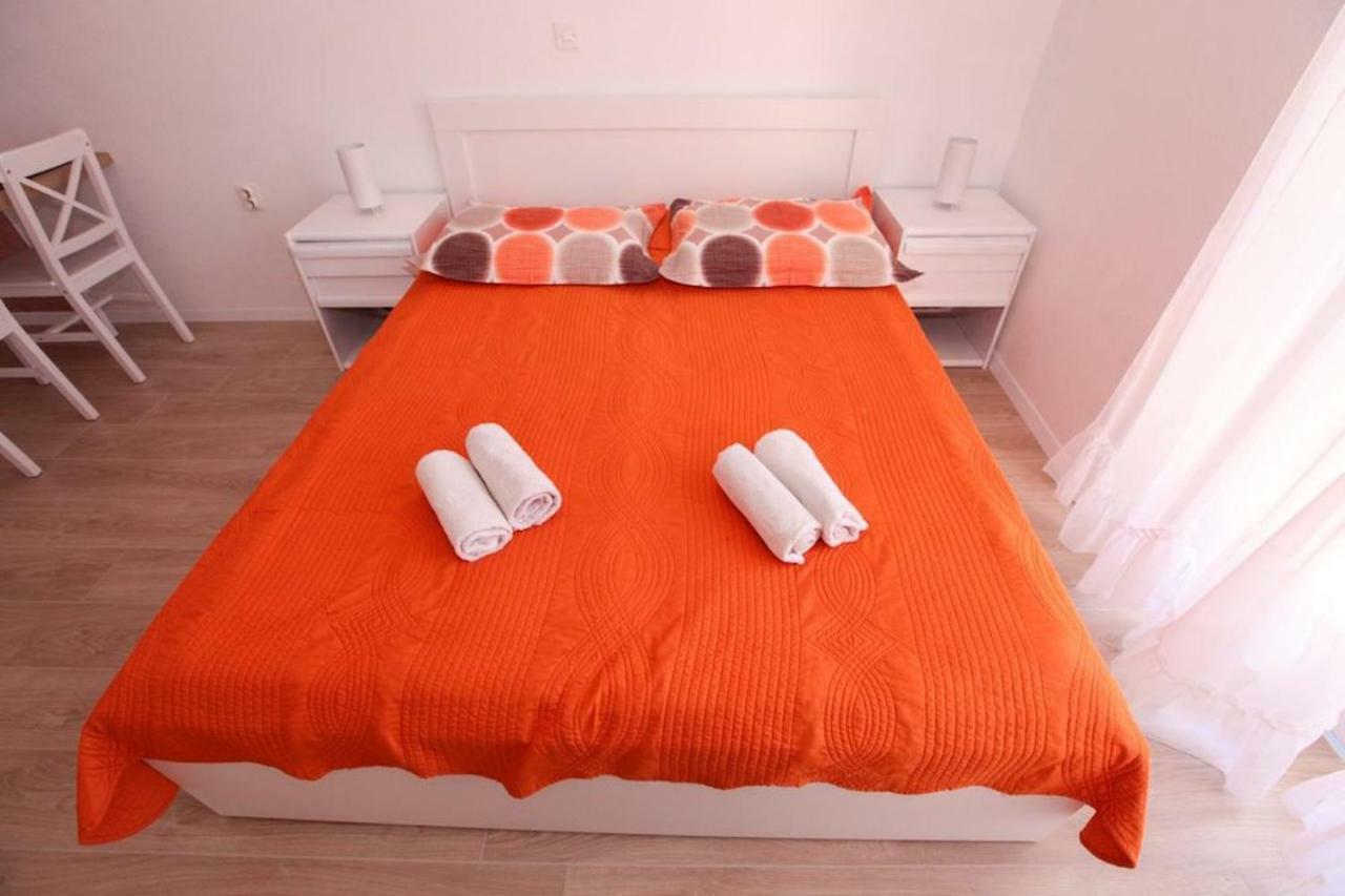 Apartments Toni Two Igrane Exterior photo