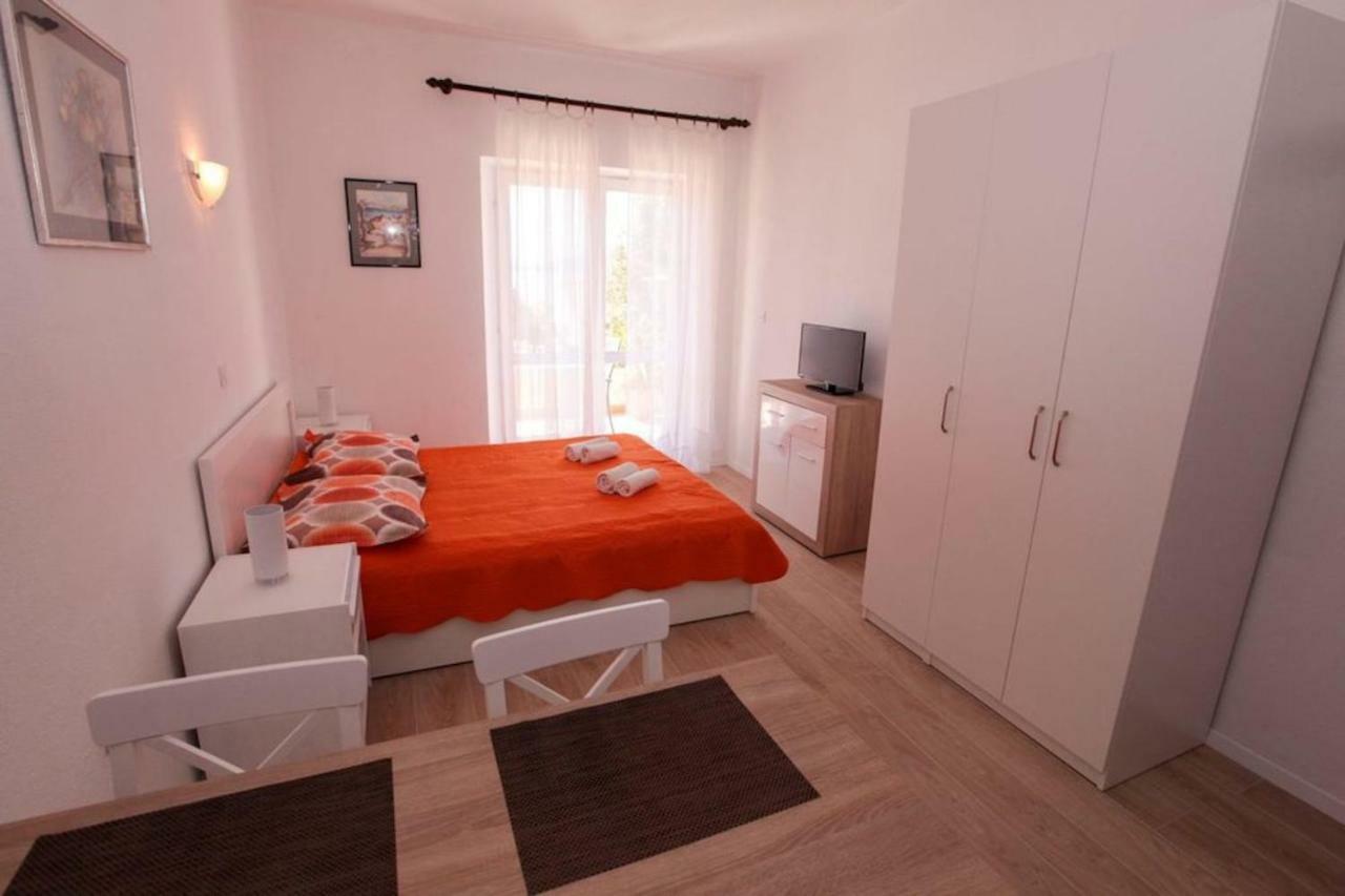 Apartments Toni Two Igrane Exterior photo